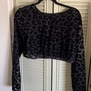 Leopardprint velvet crop top